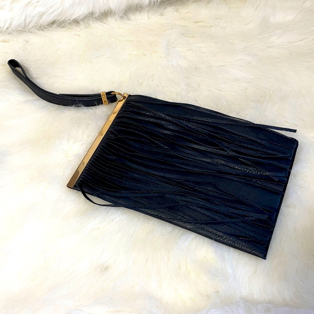 Fringe wristlet